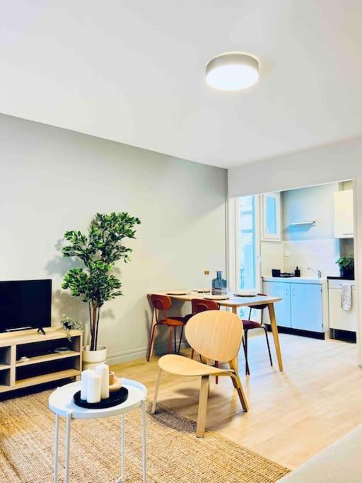 Apartamento L'Europe -Parking, Calme- Saint-Etienne  Exterior foto